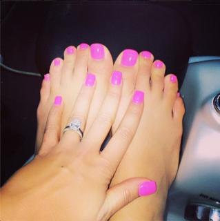Amber Rose feet photo thumbnail