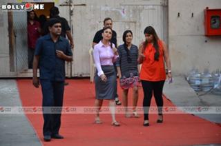 Kareena Kapoor feet photo thumbnail