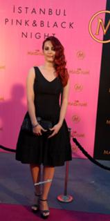 Irem Sak feet photo 5