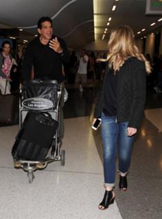 Julie Benz feet photo thumbnail