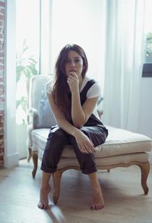 Blanca Suárez feet photo thumbnail