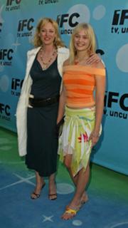 Virginia Madsen feet photo thumbnail