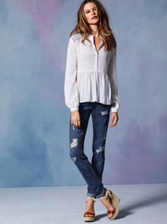 Behati Prinsloo feet photo thumbnail