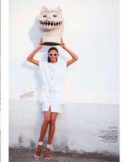 Lais Ribeiro feet photo thumbnail
