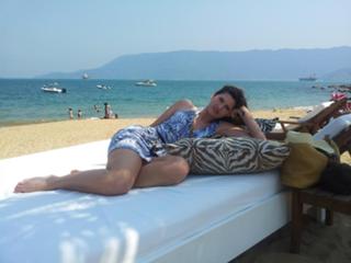 Lívia Andrade feet photo thumbnail