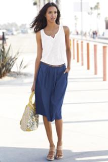 Lais Ribeiro feet photo thumbnail