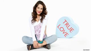 Brie Garcia feet photo thumbnail