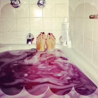 Aly Michalka feet photo thumbnail