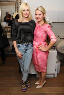 Fearne Cotton feet photo thumbnail