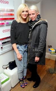 Fearne Cotton feet photo thumbnail