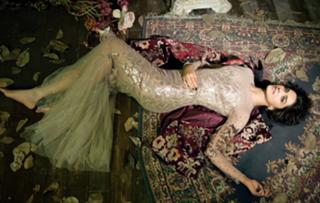 Deepika Padukone feet photo thumbnail