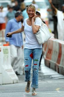 Cameron Diaz feet photo thumbnail