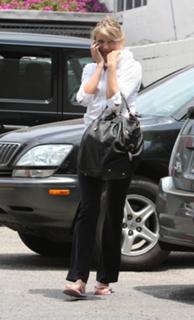 Cameron Diaz feet photo thumbnail
