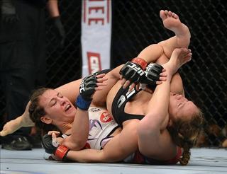 Miesha Tate feet photo thumbnail