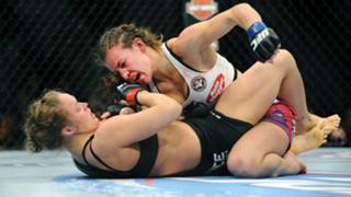 Ronda Rousey feet photo thumbnail