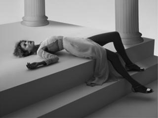 Doutzen Kroes feet photo thumbnail