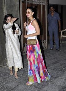 Kareena Kapoor feet photo thumbnail