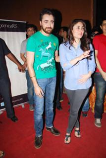 Kareena Kapoor feet photo thumbnail