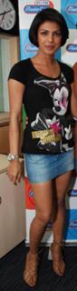 Priyanka Chopra Jonas feet photo thumbnail