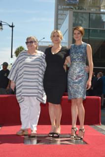 Kate Winslet feet photo thumbnail