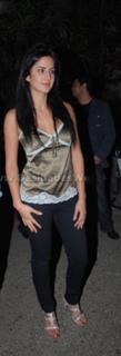 Katrina Kaif feet photo thumbnail