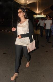 Katrina Kaif feet photo thumbnail