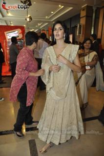 Katrina Kaif feet photo thumbnail