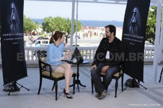 Emma Stone feet photo thumbnail