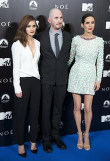 Jennifer Connelly feet photo thumbnail