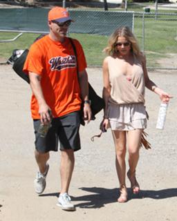 LeAnn Rimes feet photo thumbnail