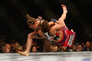 Ronda Rousey feet photo thumbnail