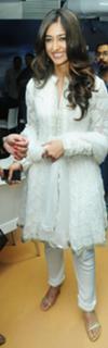 Ileana D'Cruz feet photo thumbnail