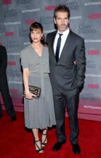 Amanda Peet feet photo thumbnail