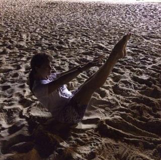 Giovanna Antonelli feet photo thumbnail
