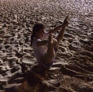 Giovanna Antonelli feet photo thumbnail