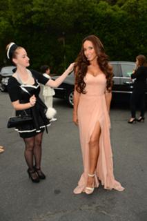 Dania Ramirez feet photo thumbnail