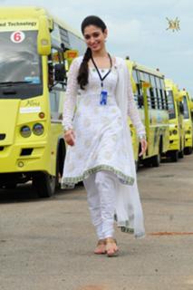 Tamannaah Bhatia feet photo thumbnail