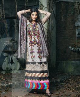 Sonam Kapoor feet photo thumbnail