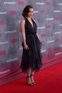 Emilia Clarke feet photo thumbnail