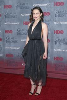Emilia Clarke feet photo thumbnail