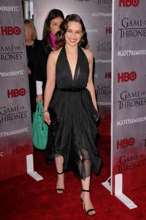 Emilia Clarke feet photo thumbnail