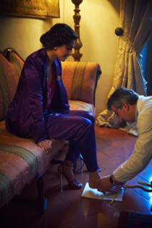 Sonam Kapoor feet photo thumbnail