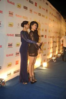 Sonam Kapoor feet photo thumbnail