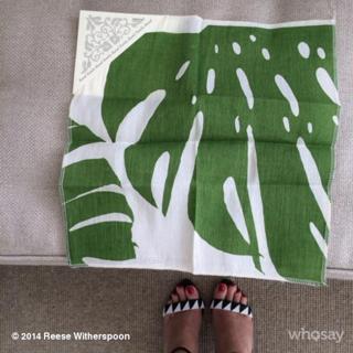 Reese Witherspoon feet photo thumbnail