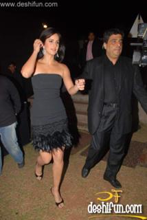 Katrina Kaif feet photo thumbnail