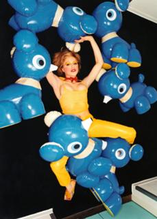 Brittany Murphy feet photo thumbnail