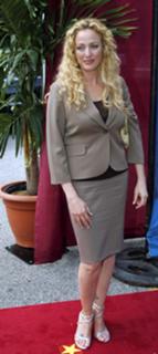 Virginia Madsen feet photo thumbnail