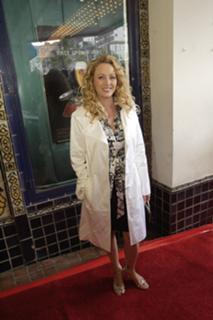 Virginia Madsen feet photo thumbnail