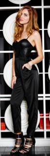 Chiara Ferragni feet photo thumbnail