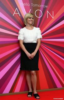 Reese Witherspoon feet photo thumbnail